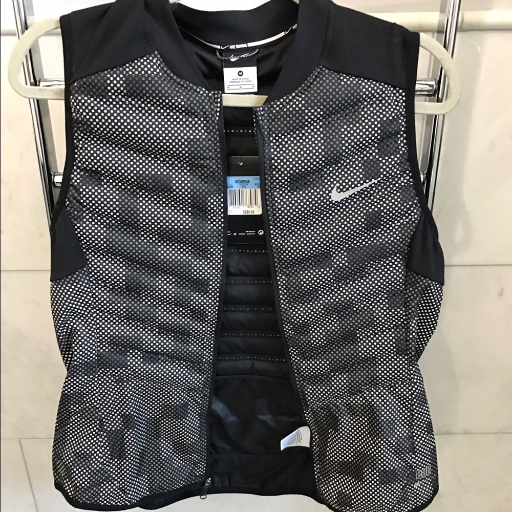 Nike reflective vest