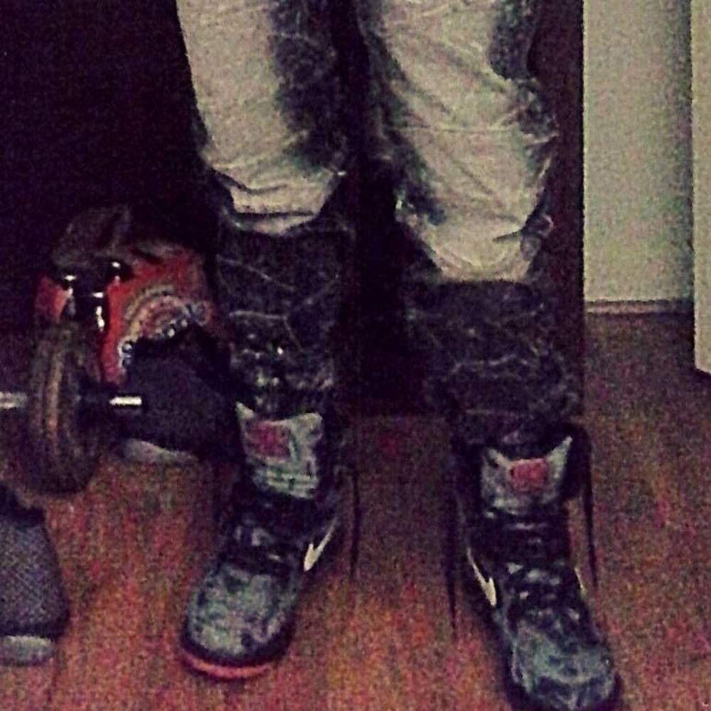 Meet your Posher, Derrael