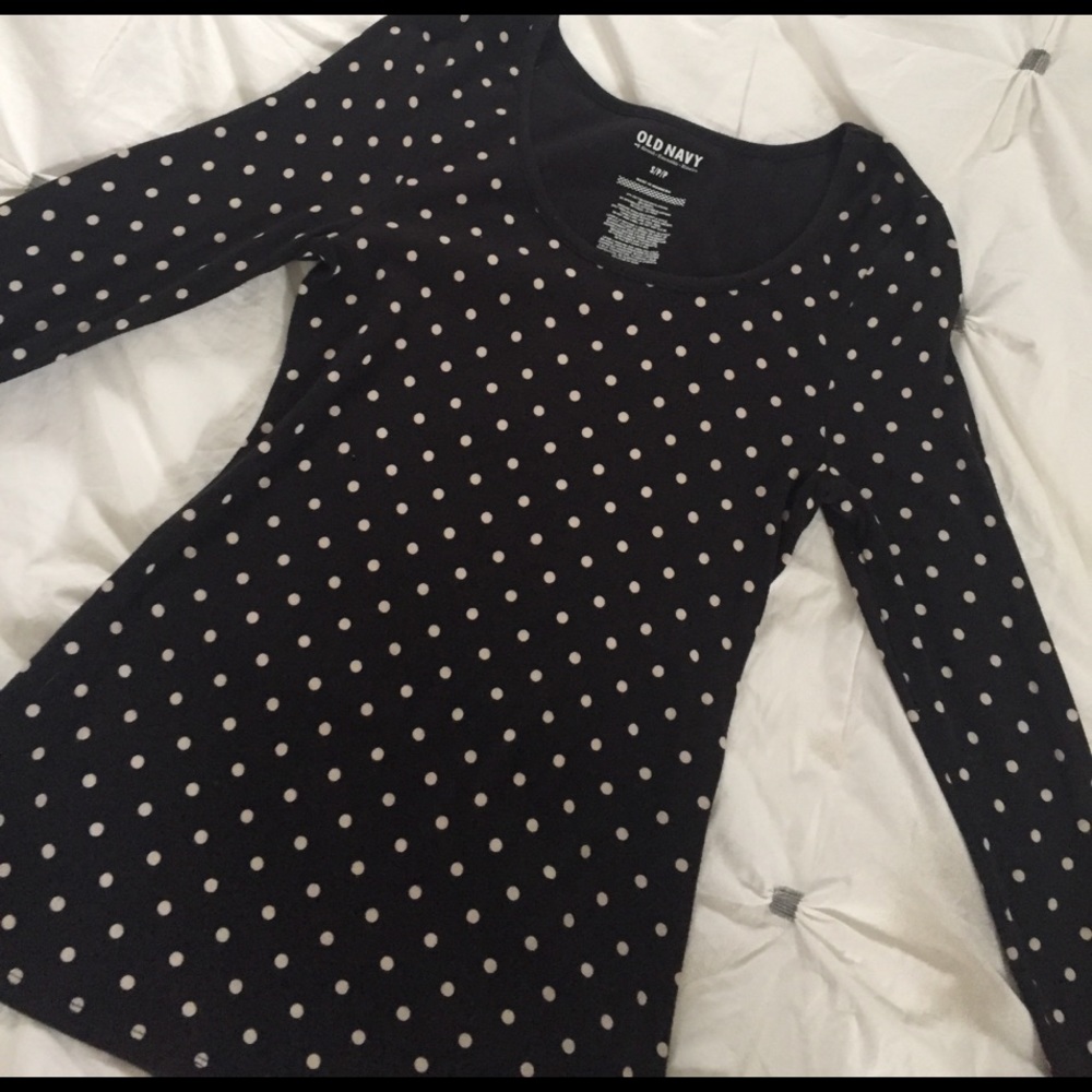 Long sleeve black polkadot top