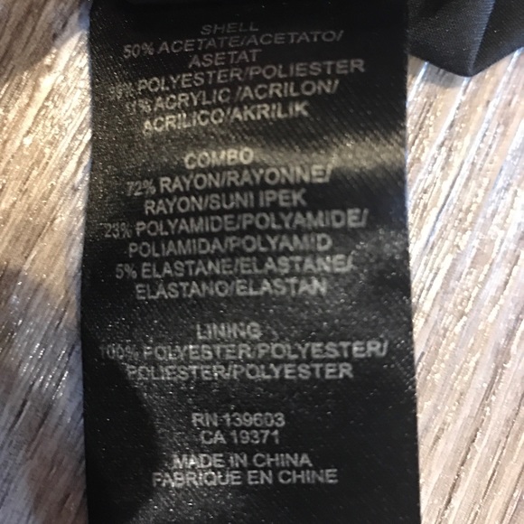 Like New 4c little black dress. - Picture 4 of 4