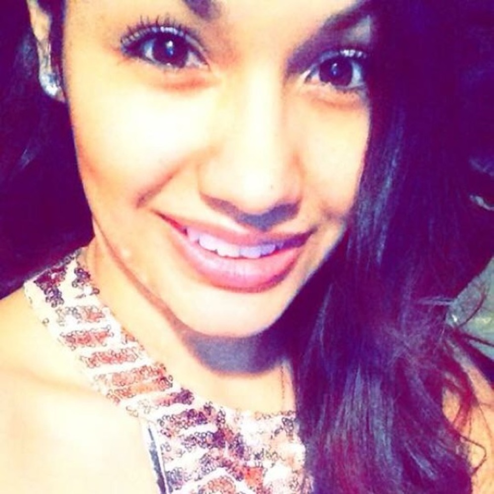 Meet your Posher, Alicia