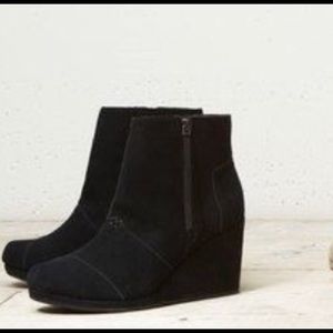 Toms bootie wedges