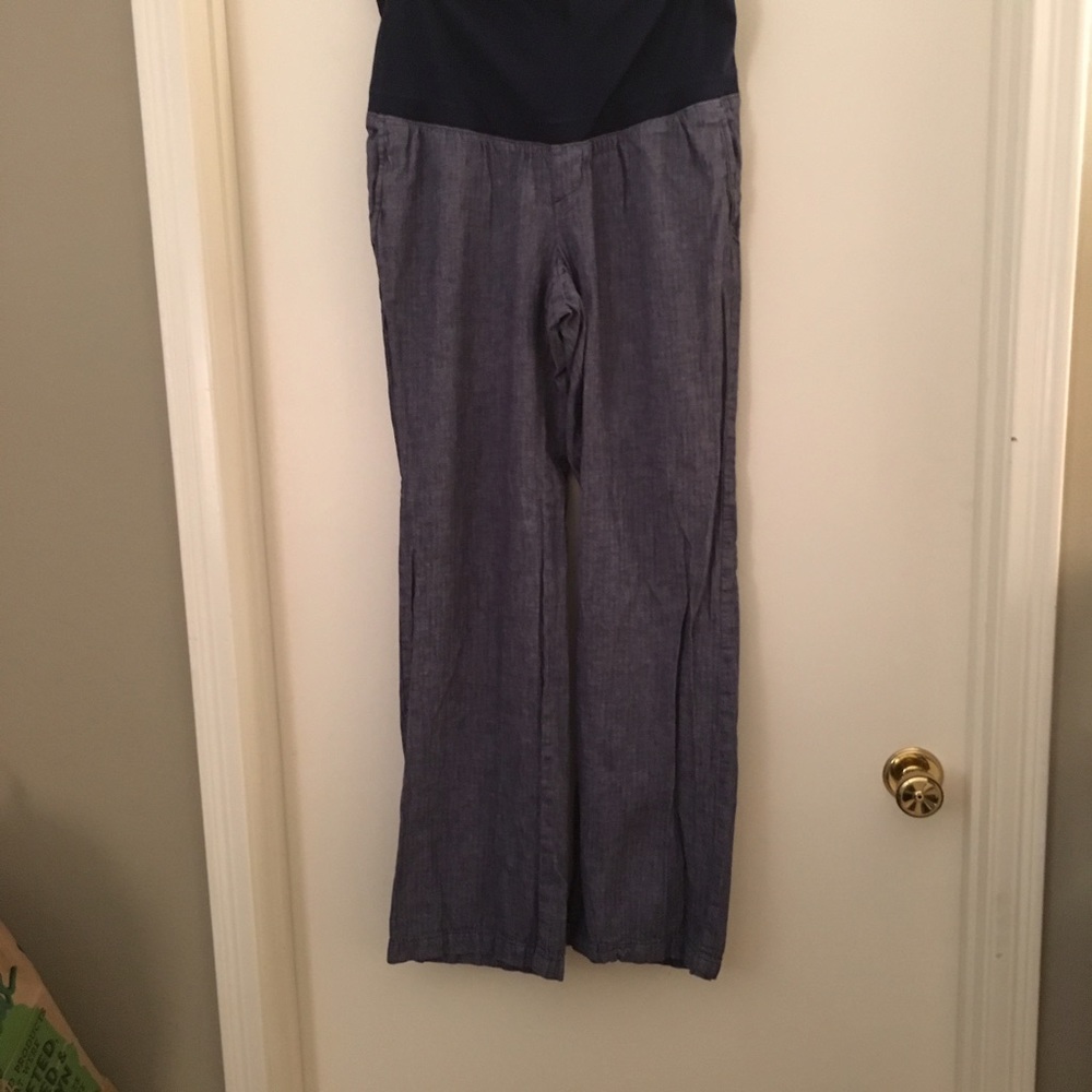 Old Navy Maternity pants