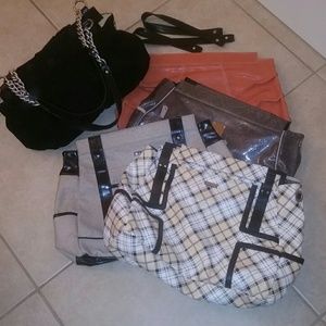 Miche purse and attachments.