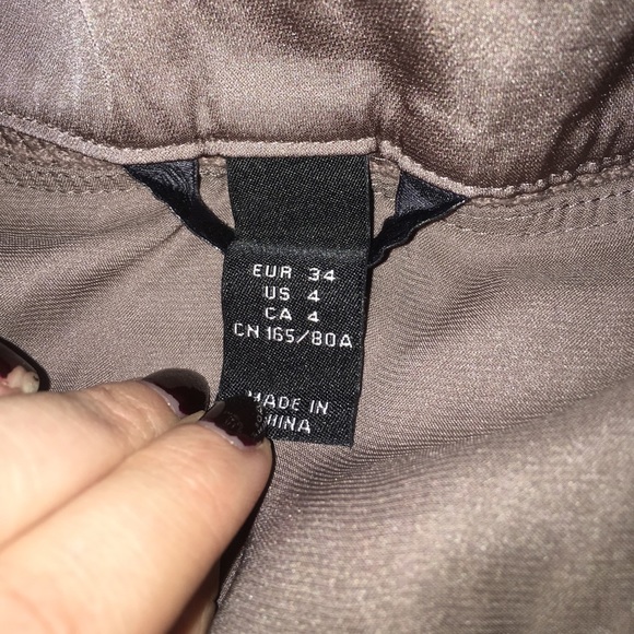 H&M grey blouse - Picture 4 of 5