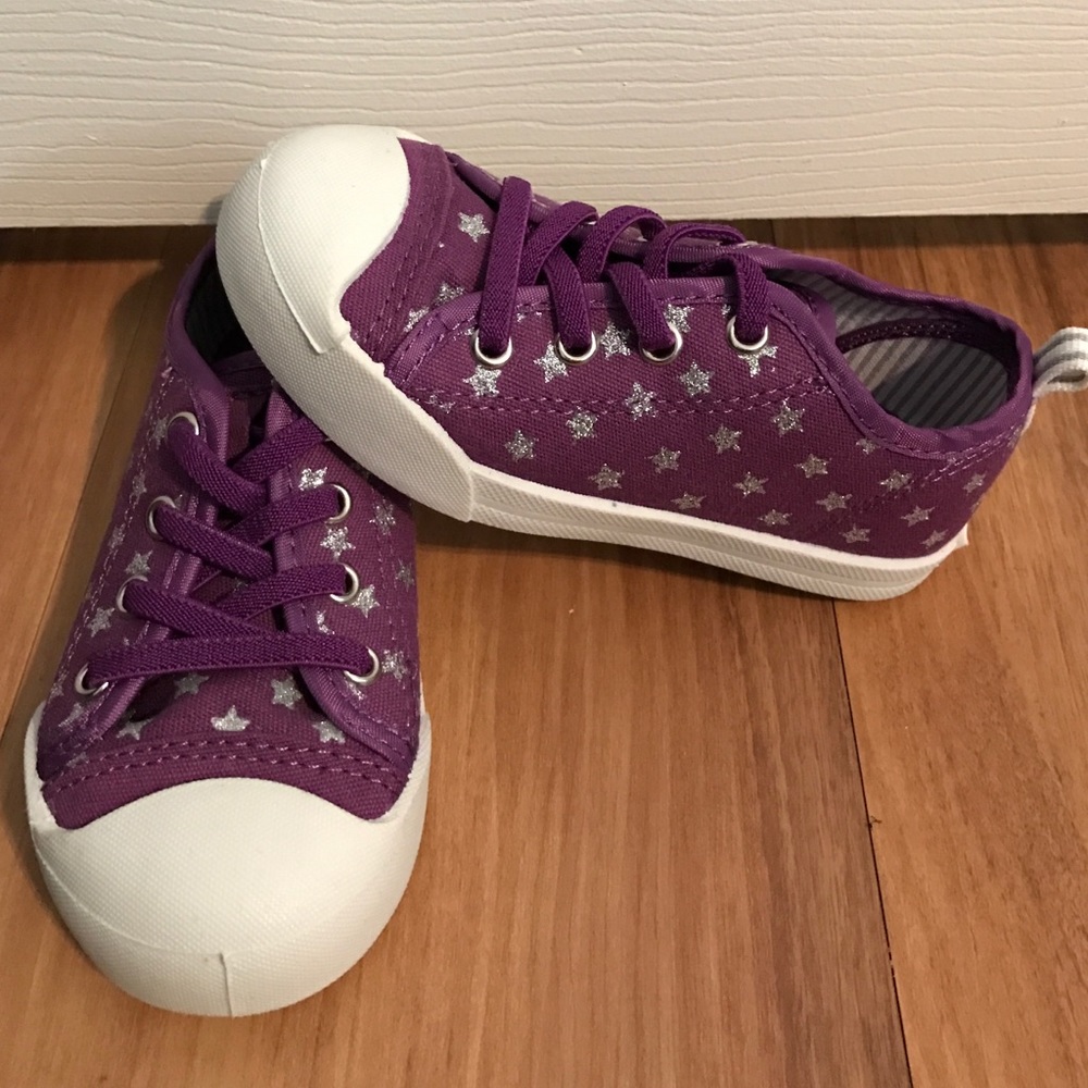 OshKosh Purple with Stars-Toddler Sz 9