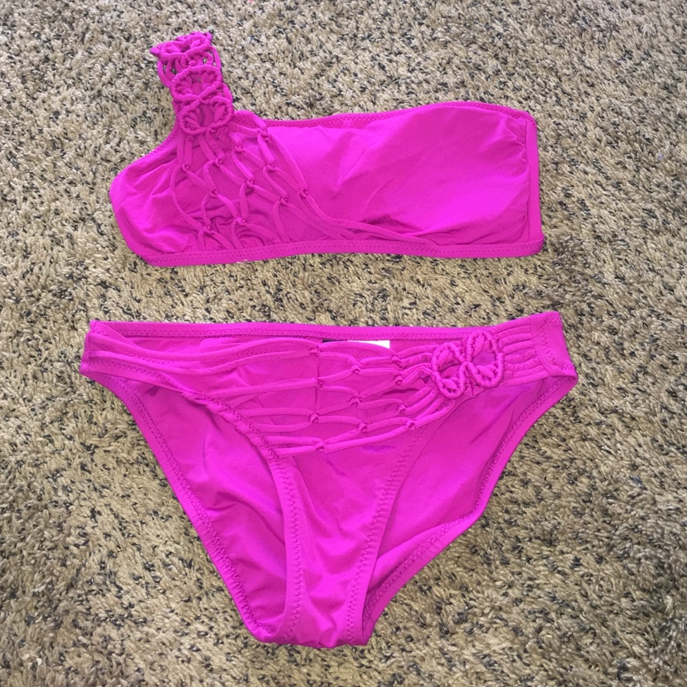 Becca bikini