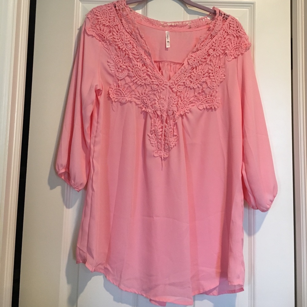 🌸pretty pink shirt🌸