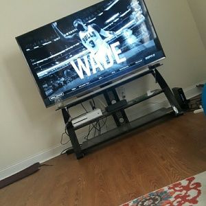 Meet your Posher, Victor