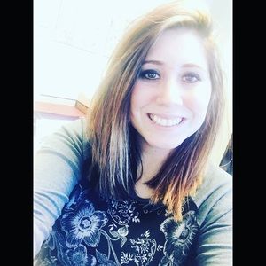 Meet your Posher, Whitney