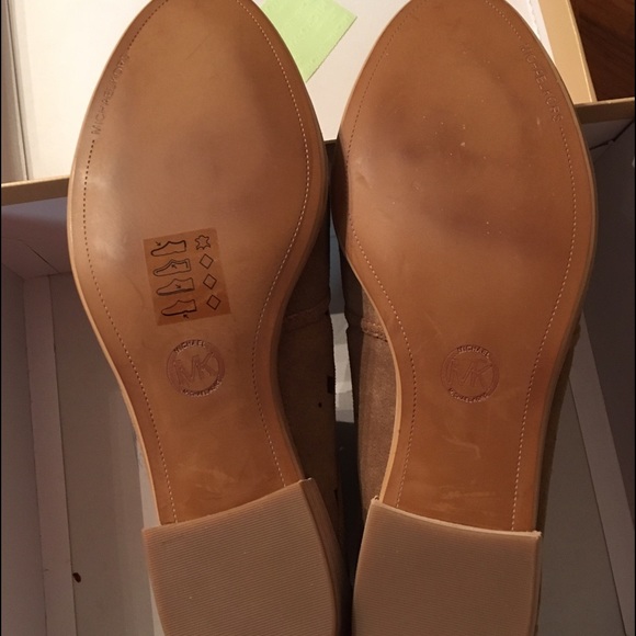 💜Michael Kors Suede Boots - Picture 4 of 4