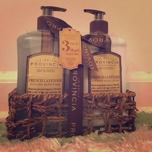 Hand wash and lotion set