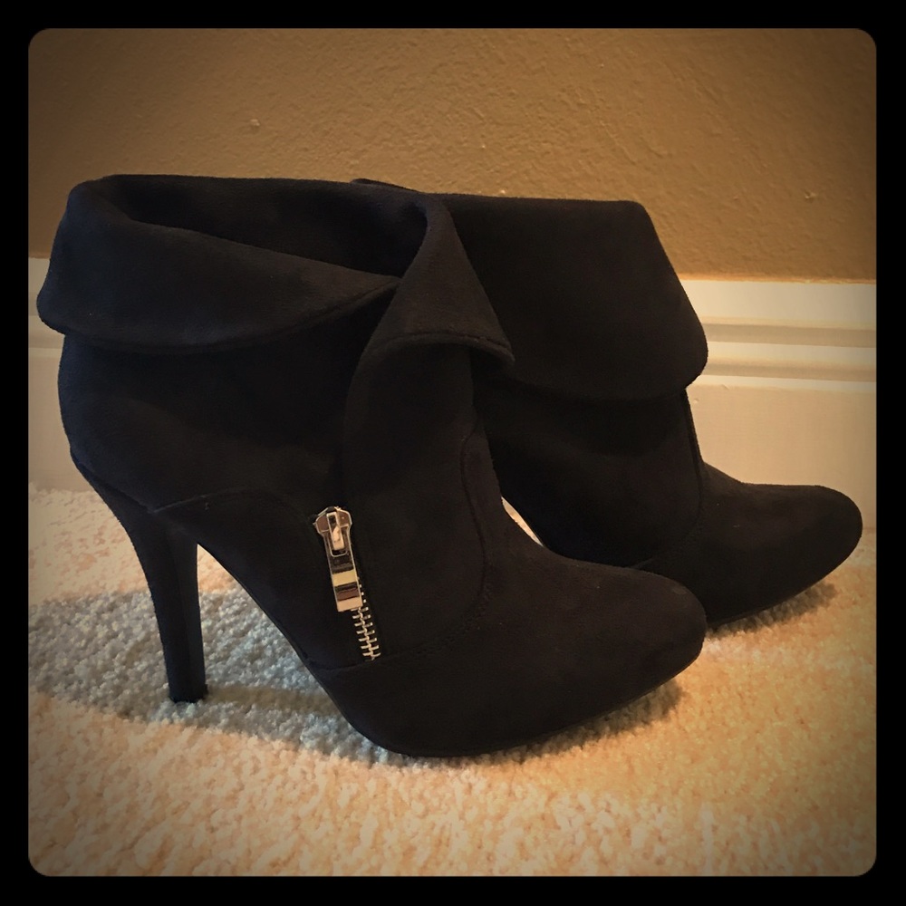 Black Fold-over Cuffed Booties