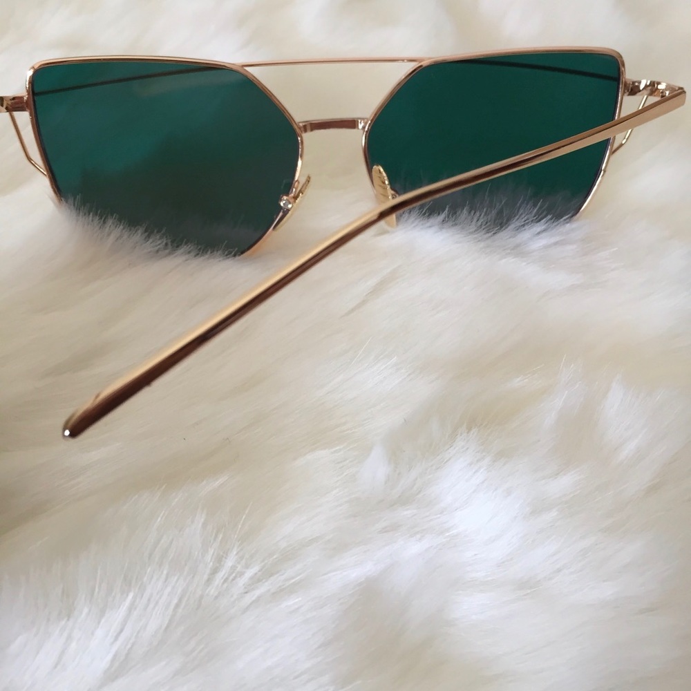 Rose Gold Cat Eye Trendy Sunglasses - Picture 5 of 7