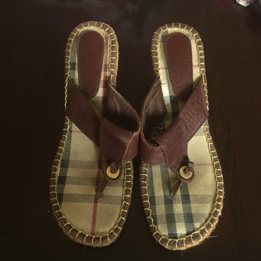GUC Burberry espadrille wedges