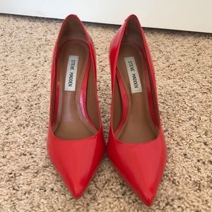 NWOT Steve Madden red heels