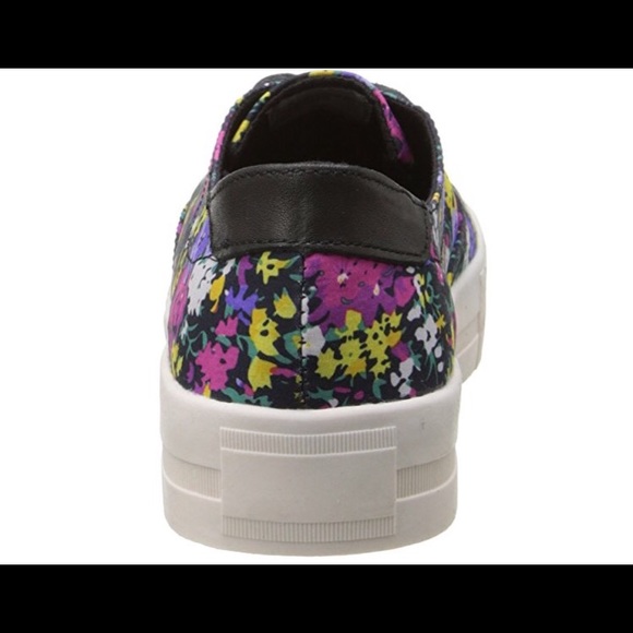 Kensie - Wally Floral Fashion Sneaker - Picture 7 of 7