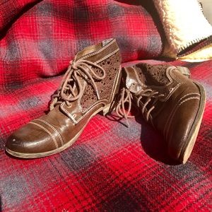 Aphorism Brown Booties with Lace Detailing