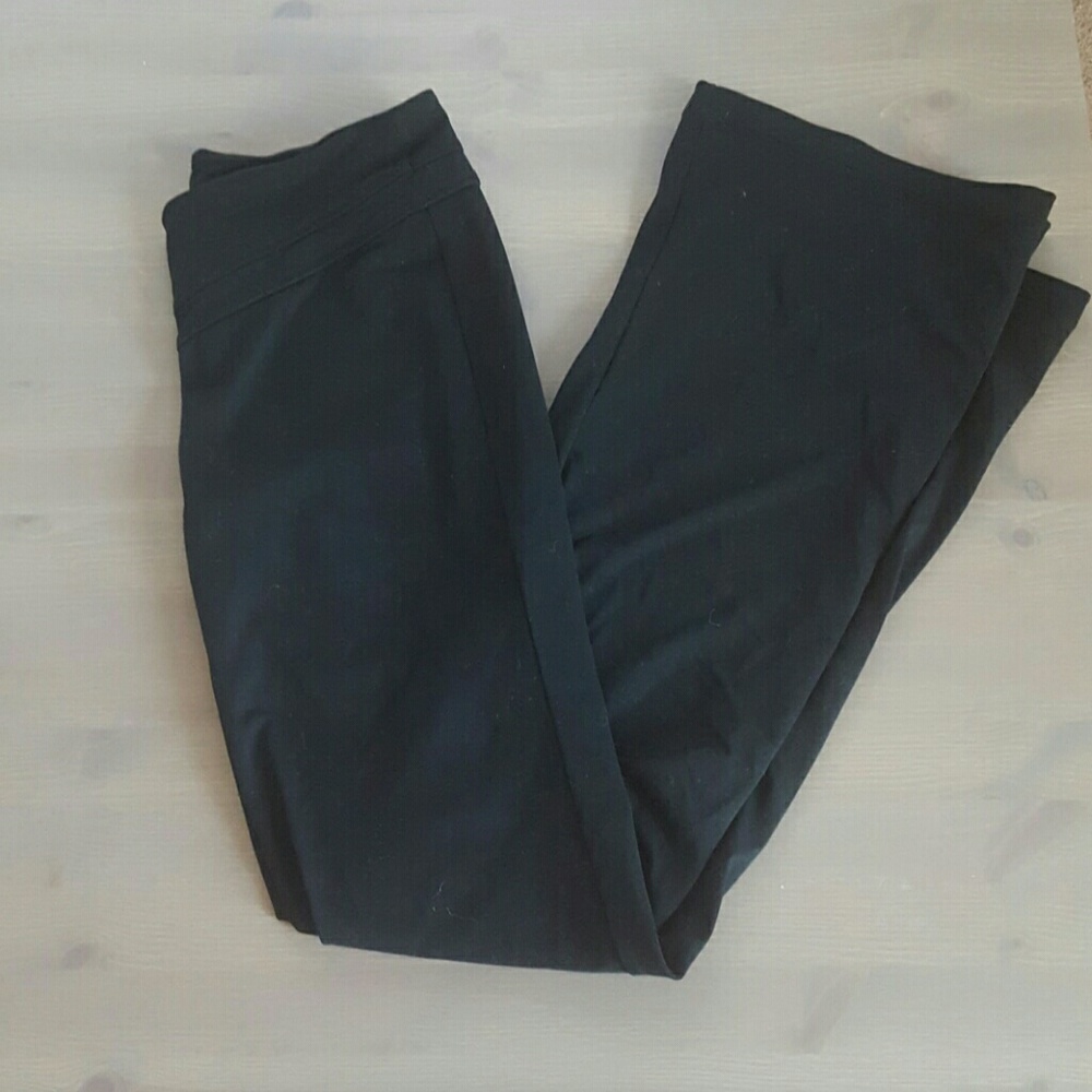VS yoga pants