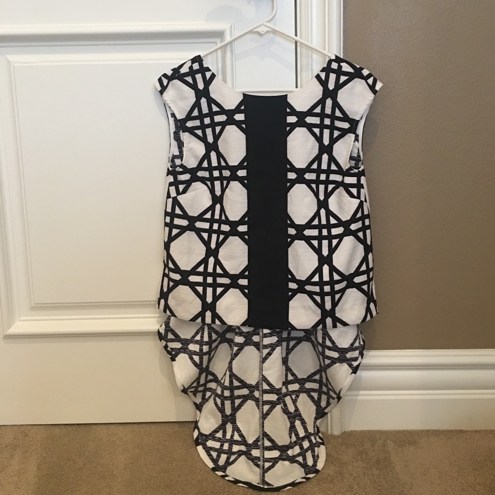 🆕 Low-High Minimalistic Patterned Top