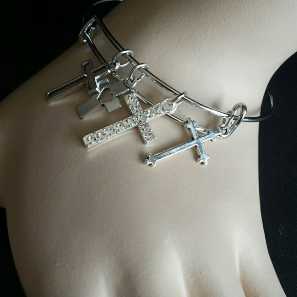 Multi-Cross Fashion Bracelet - Picture 3 of 3