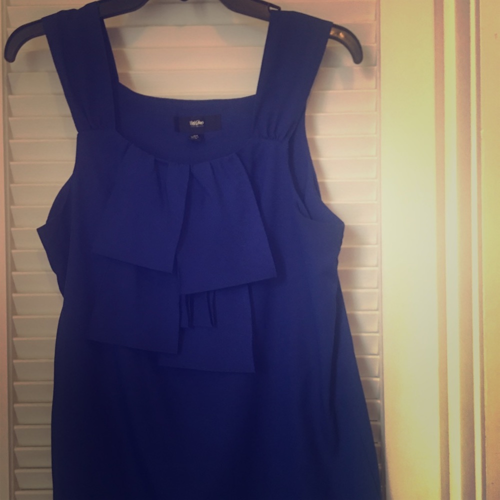 Royal Blue sleeveless blouse!