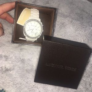 Michael Kors: White Crystal Watch