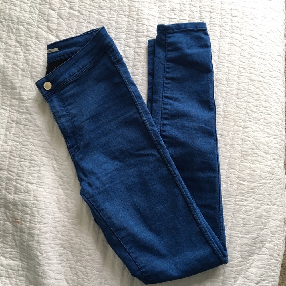 ZARA // mid rise jeans