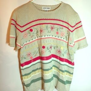 Embroidered and beaded top. Size 2X