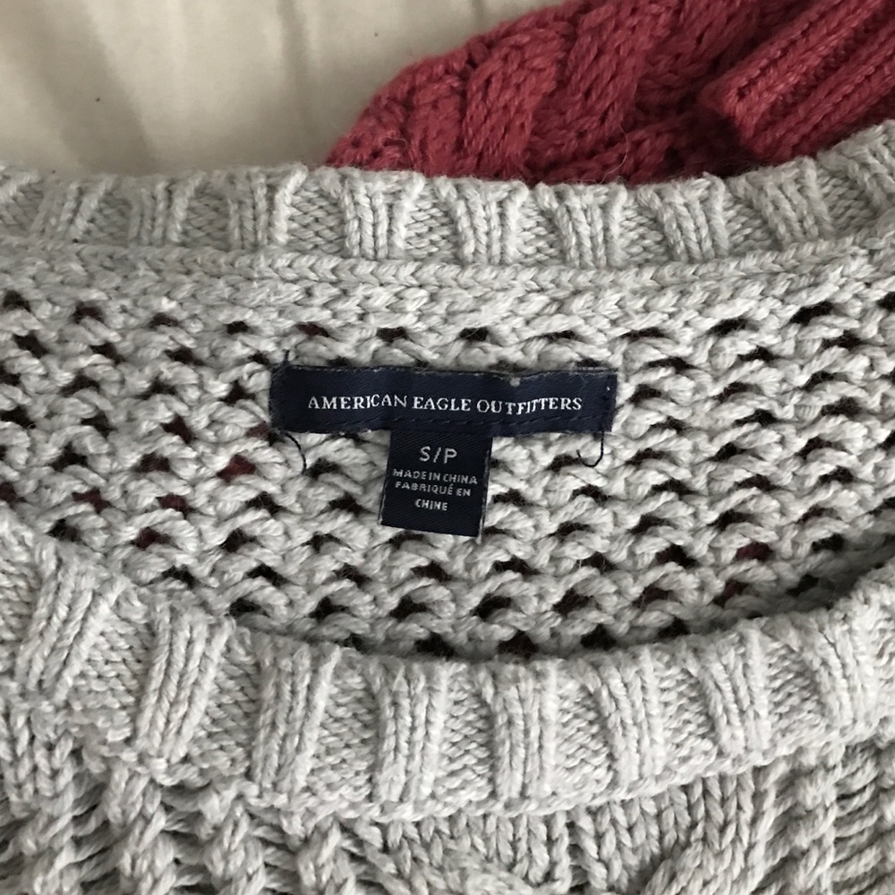 Sweaters - Picture 2 of 4