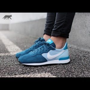 Brand new Nike internationalist