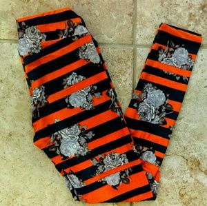 HOT Rose Unicorn!! Lularoe legging OS