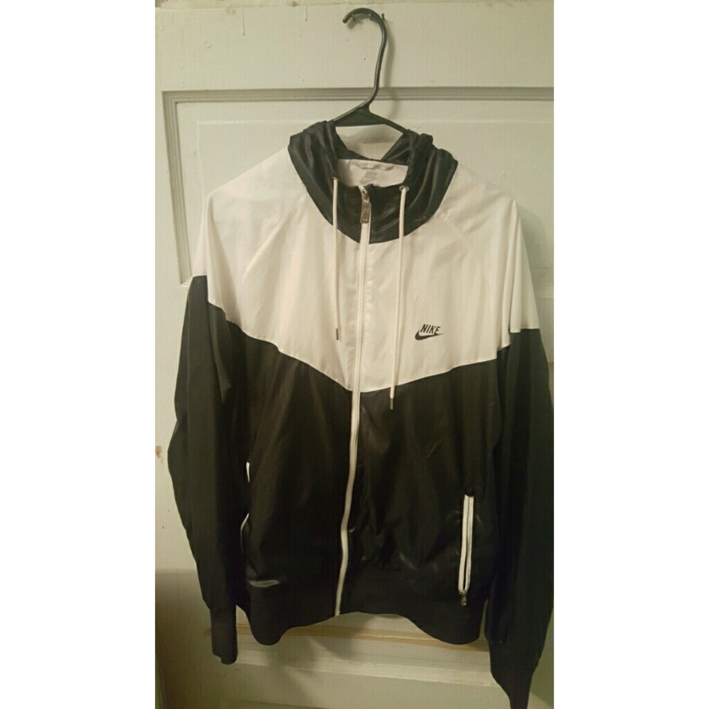 Nike windbreaker