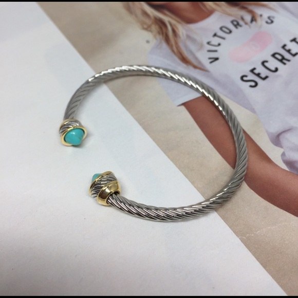 ⚠️CLOSET-CLEAN OUT⚠️Rhodium/18k Gold Plated - Picture 4 of 8