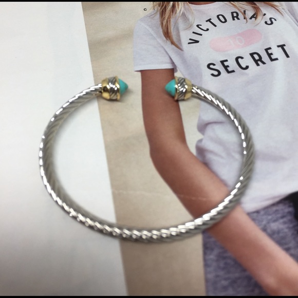 ⚠️CLOSET-CLEAN OUT⚠️Rhodium/18k Gold Plated - Picture 5 of 8