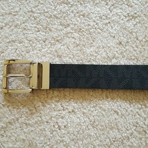 Michael Kors belt