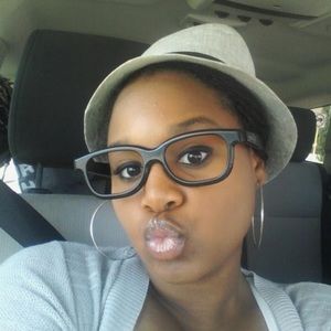 Meet your Posher, Krystle