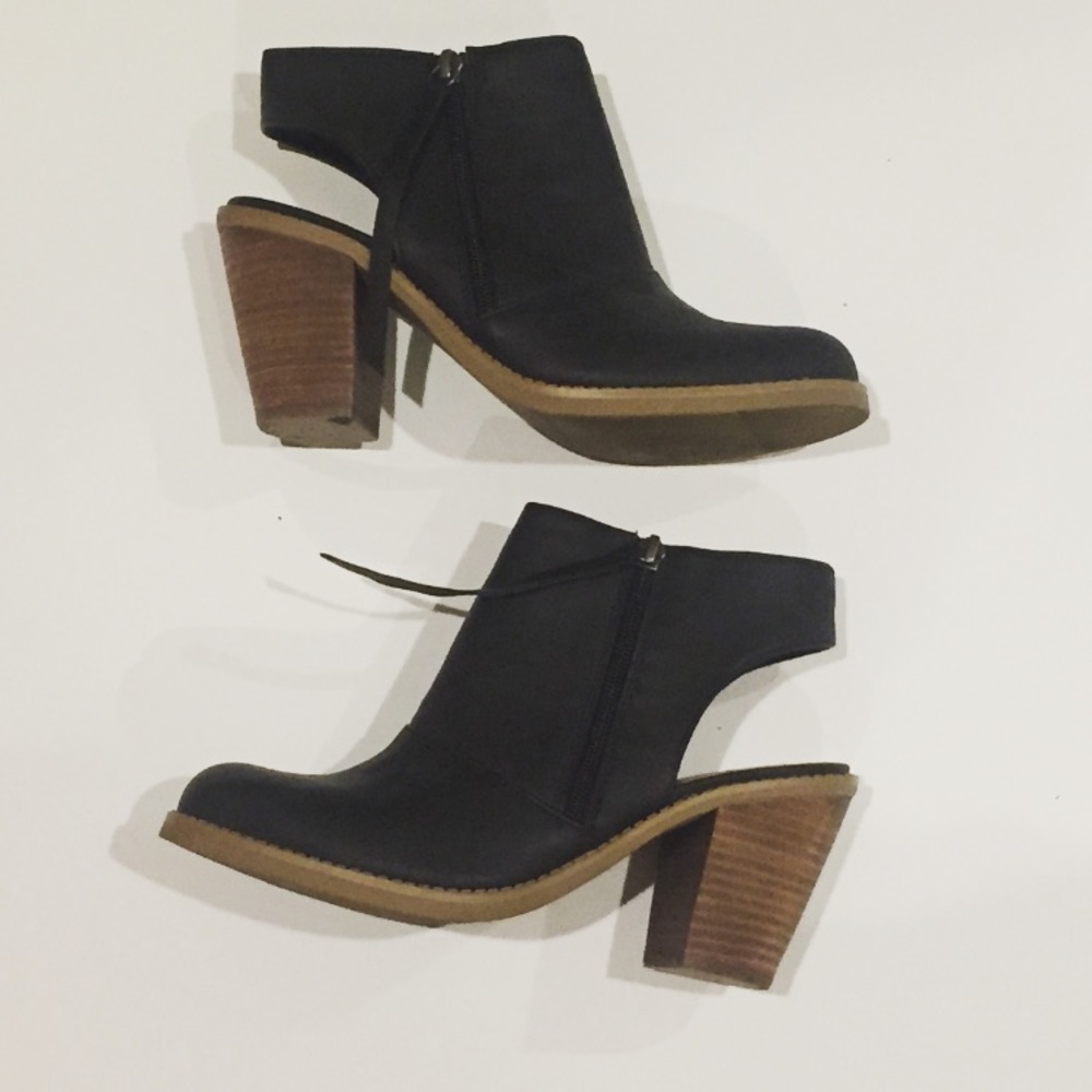 Black Nine West Booties
