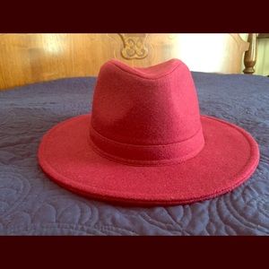 Red hat NWOT