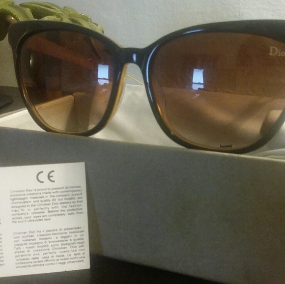 Brand New stunning Christian Dior women Sunglass main image 5