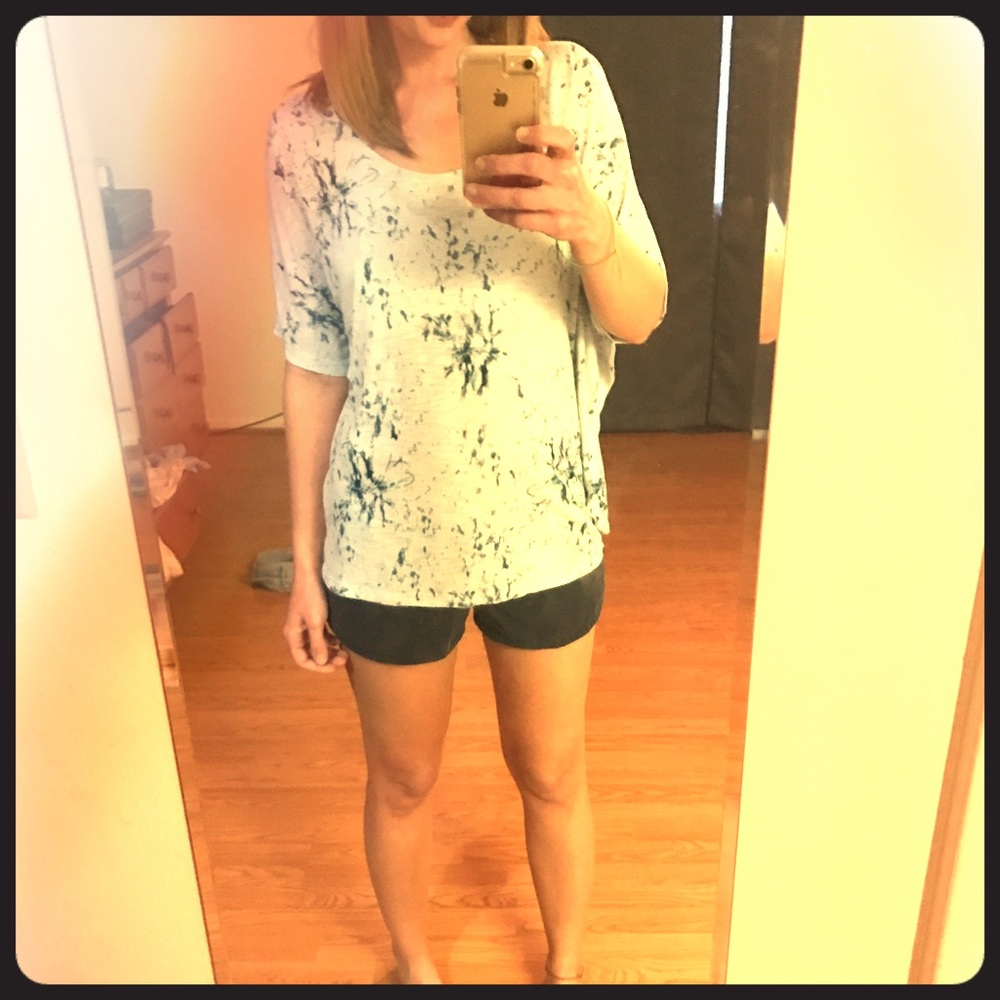 Circle tie dye top