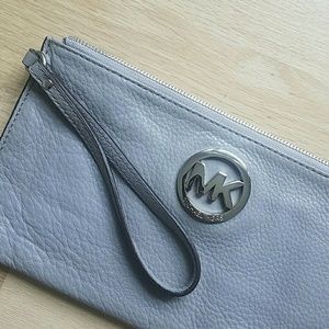 AUTHENTIC Michael Kors Large Clutch