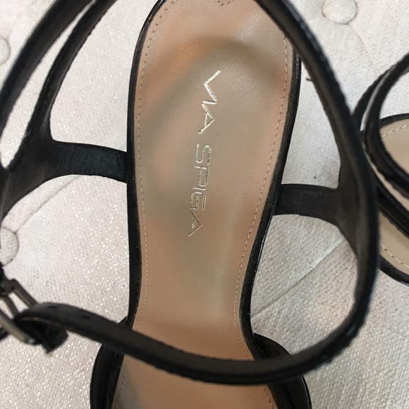 Via Spiga ankle strap , black patent heels - Picture 2 of 4