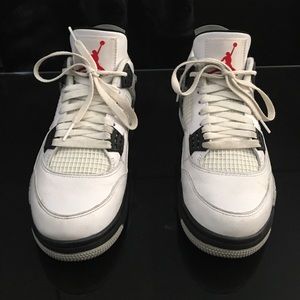 AIR JORDAN 4 RETRO OG "WHITE CEMENT 2016 RELEASE"