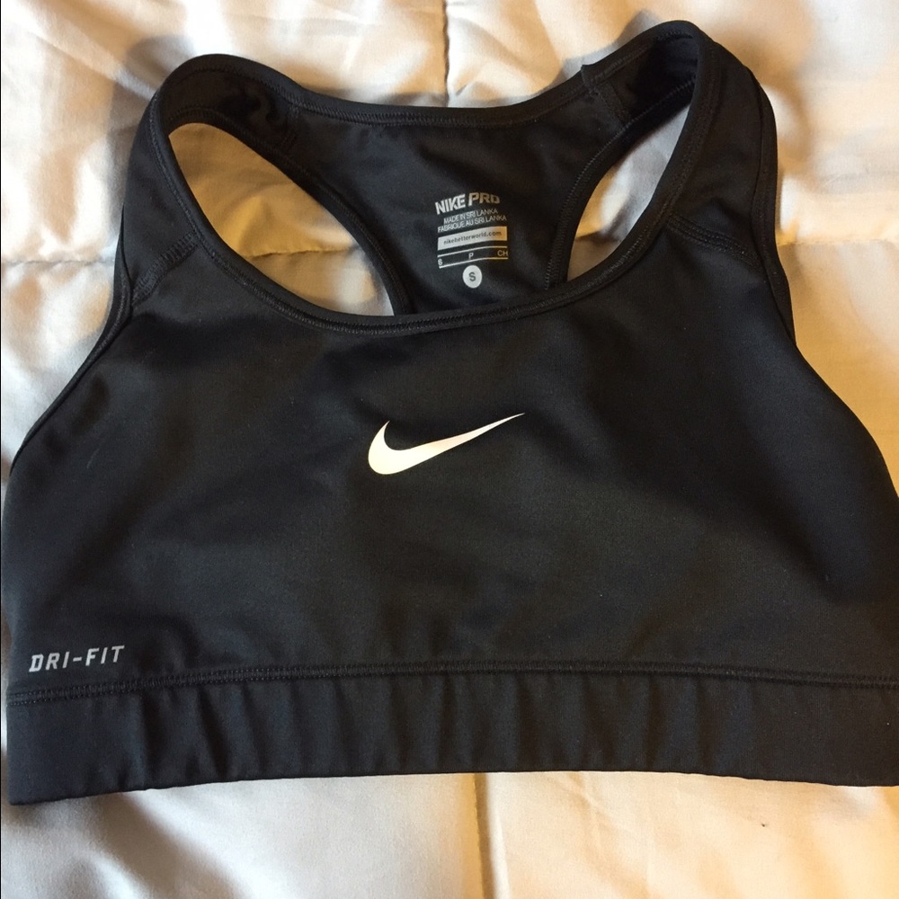 FINAL SALE! Nike pro sports bra