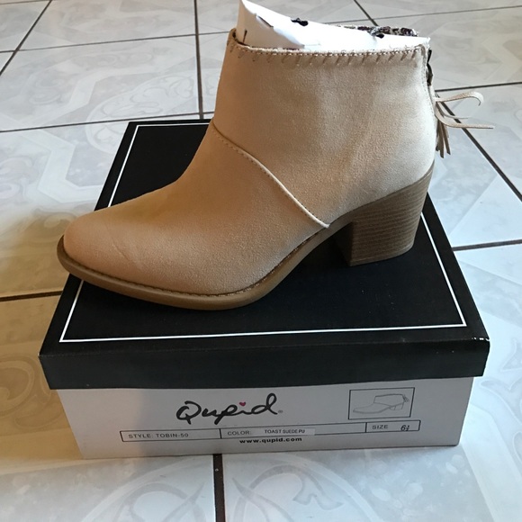 Bone Colored Booties - Picture 2 of 8