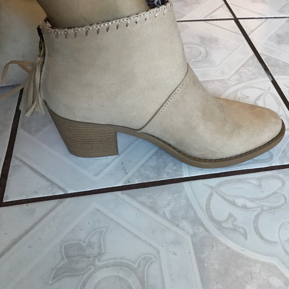 Bone Colored Booties - Picture 7 of 8