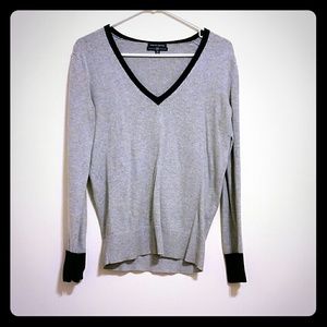 Gray GAP sweater