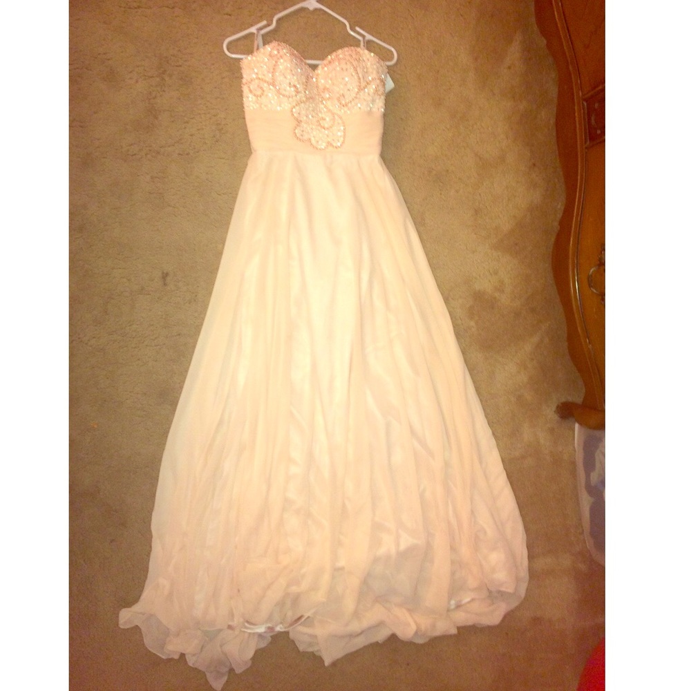 Gorgeous Simple Peach Prom Gown