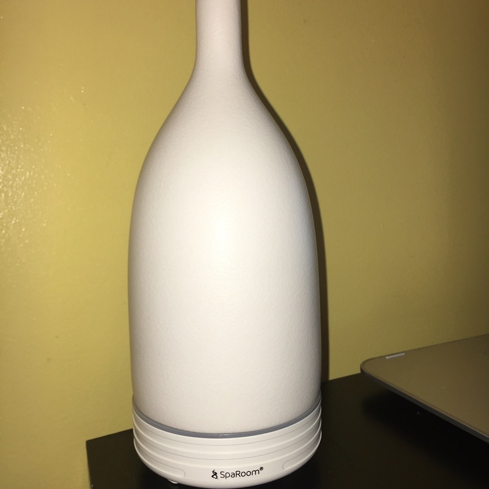 NWOT 'SpaRoom' Essential Oil Diffuser